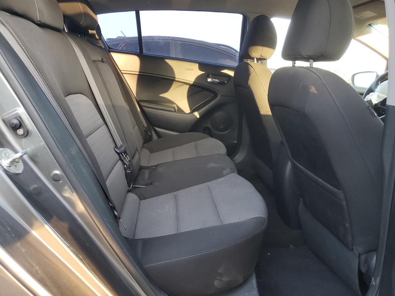 2016 KIA Forte VIN KNAFK5A82G5603161 Copart auction photo, front end / side damage thumbnail 10