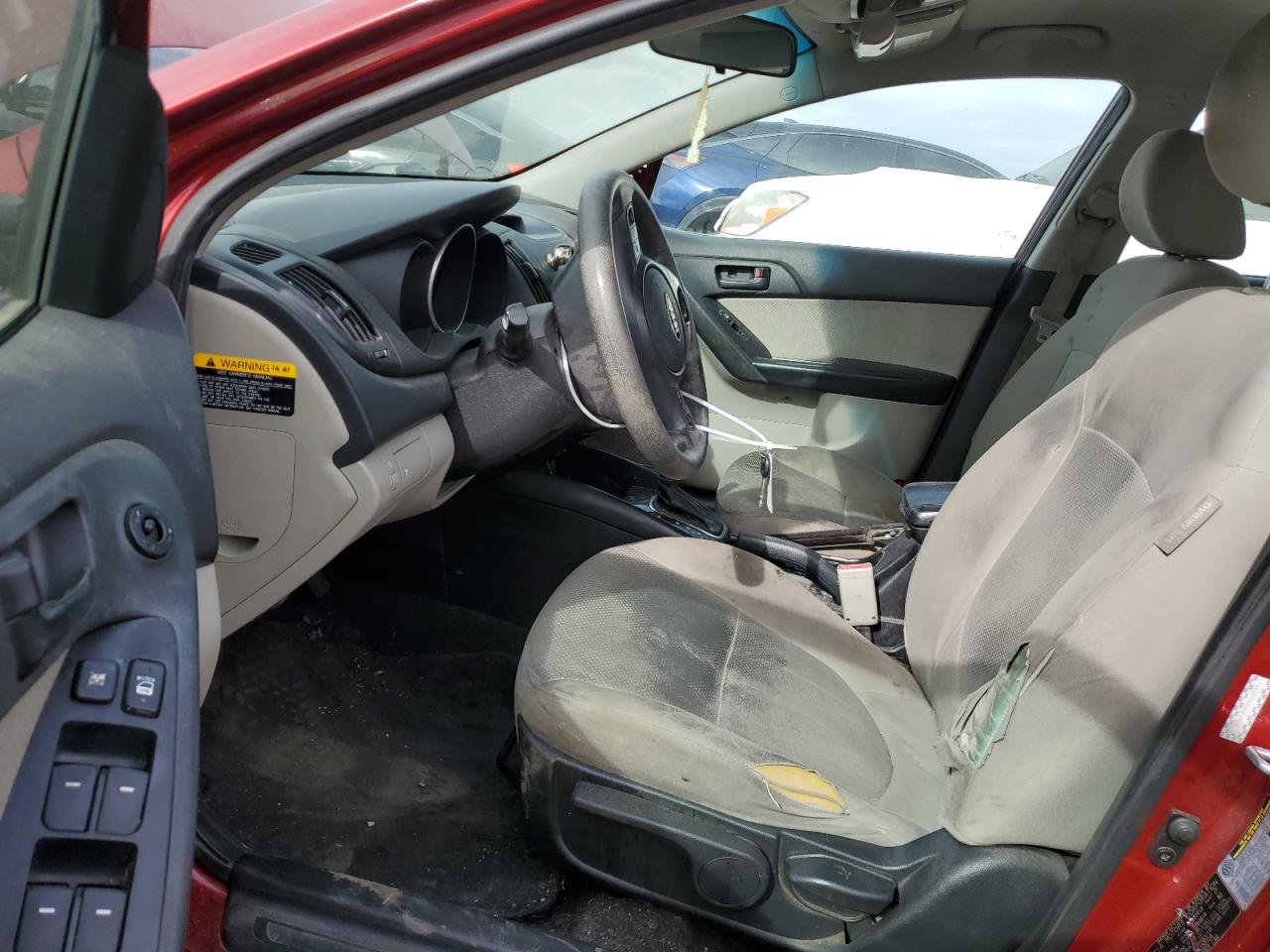 2011 KIA Forte VIN KNAFU4A29B5350154 Copart auction photo, front end damage thumbnail 7