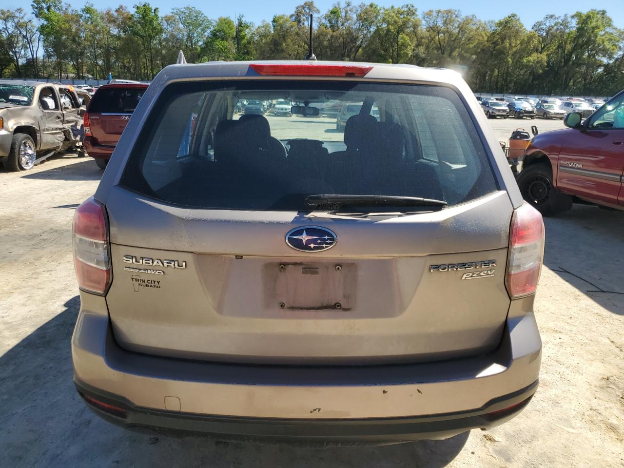 2015 Subaru Forester VIN JF2SJAAC5FG559761 Copart auction photo, front end / minor dent/scratches damage thumbnail 6