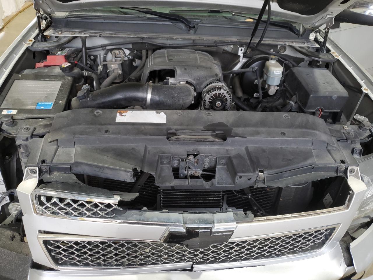2012 Chevrolet Avalanche VIN 3GNMCGE0XCG183781 Copart auction photo, front end / minor dent/scratches damage thumbnail 11