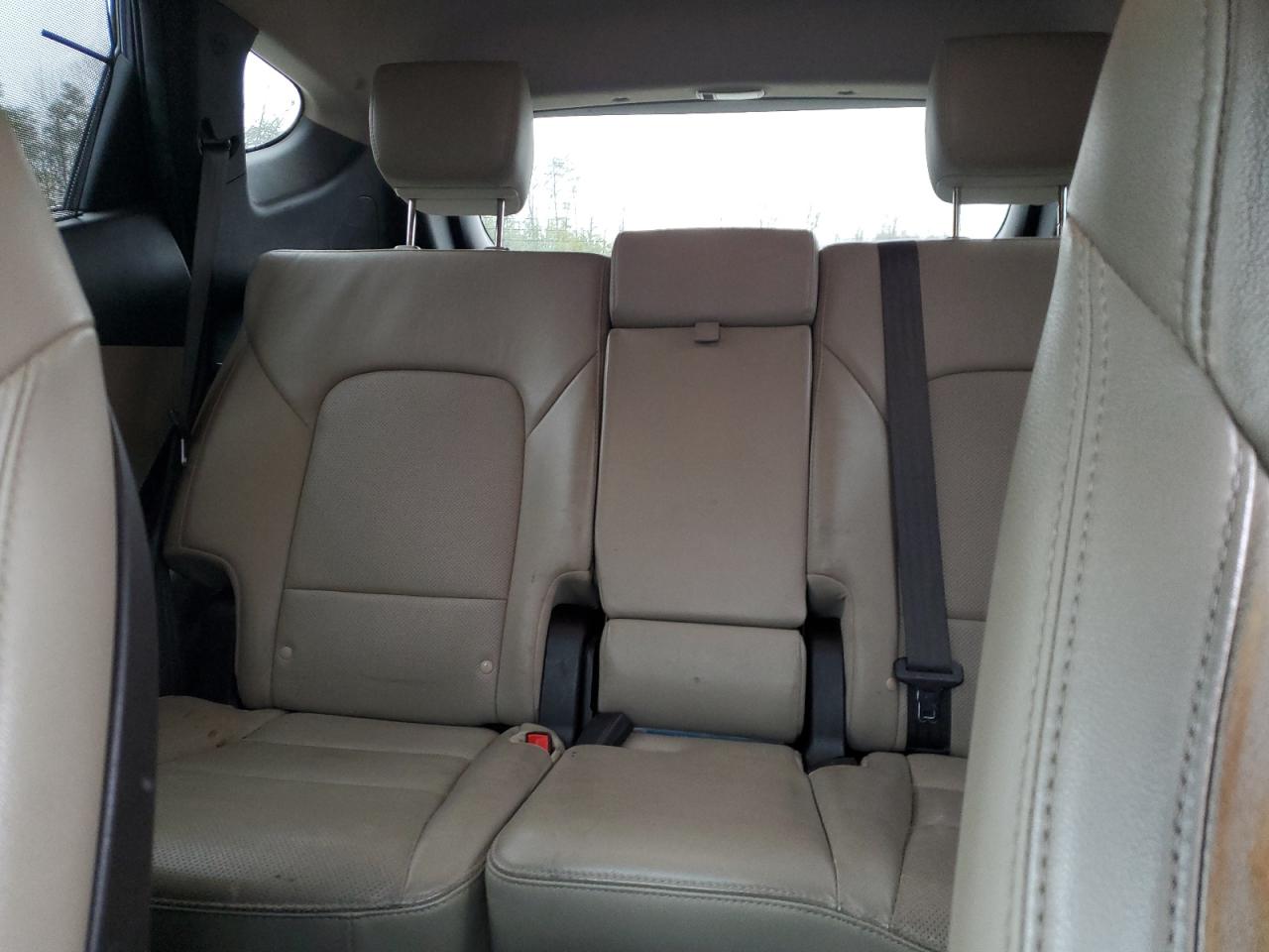 2017 Hyundai Santa Fe VIN 5XYZUDLB7HG484593 Copart auction photo, burn - engine damage thumbnail 10