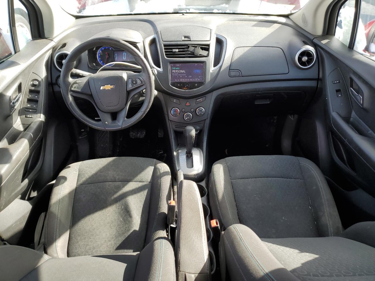 2015 Chevrolet Trax VIN KL7CJKSB8FB197840 Copart auction photo, side / minor dent/scratches damage thumbnail 8