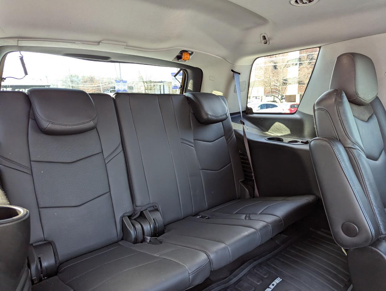 2017 Cadillac Escalade VIN 1GYS4BKJ4HR328022 Copart auction photo, normal wear damage thumbnail 6