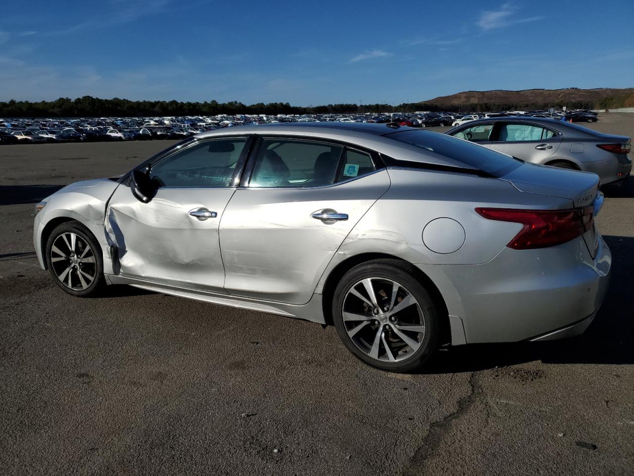 2016 Nissan Maxima VIN 1N4AA6AP2GC408952 Copart auction photo, side / front end damage thumbnail 2
