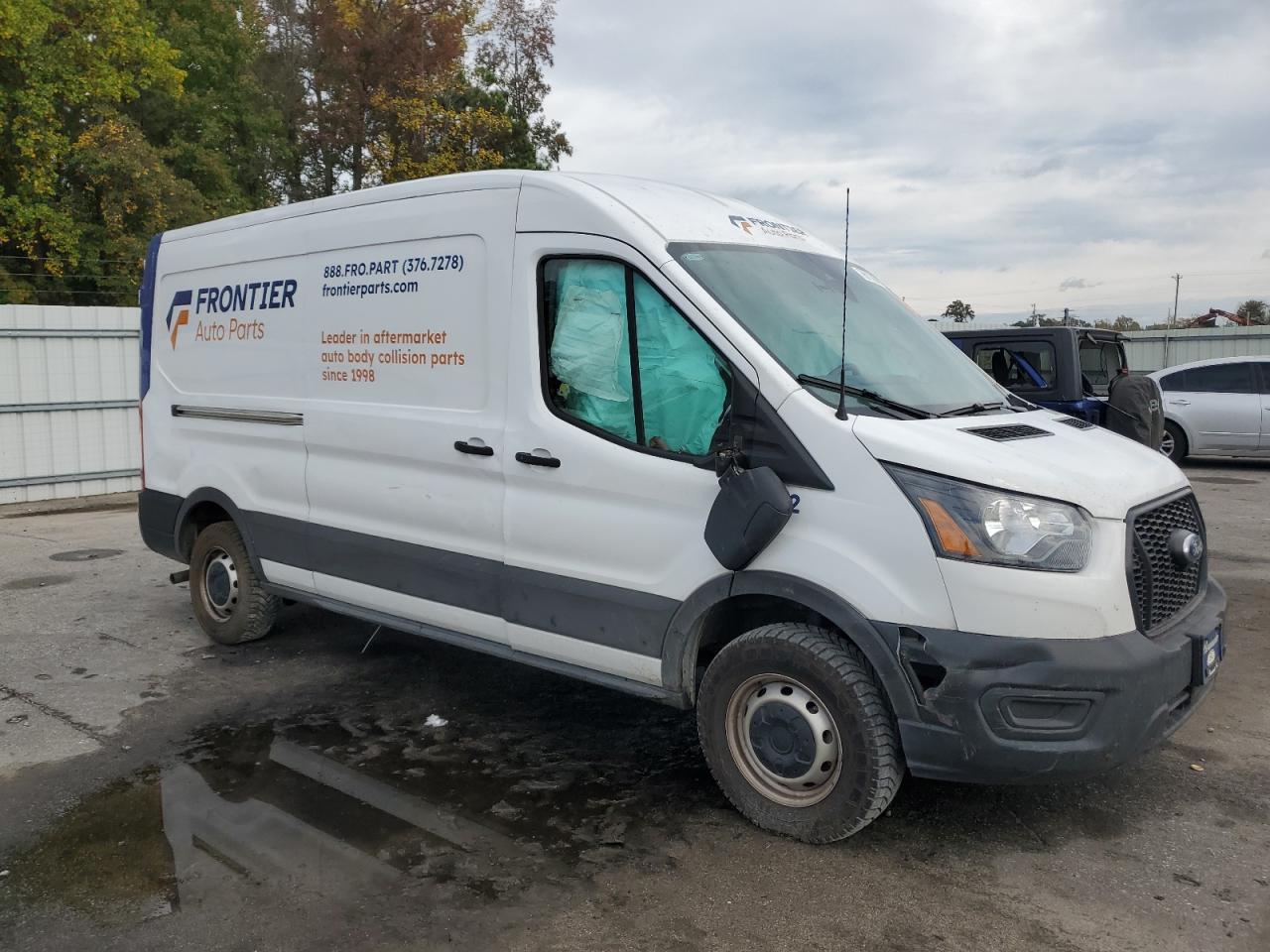 2023 Ford Transit VIN 1FTBR1C84PKB77901 Copart auction photo, front end / side damage thumbnail 4