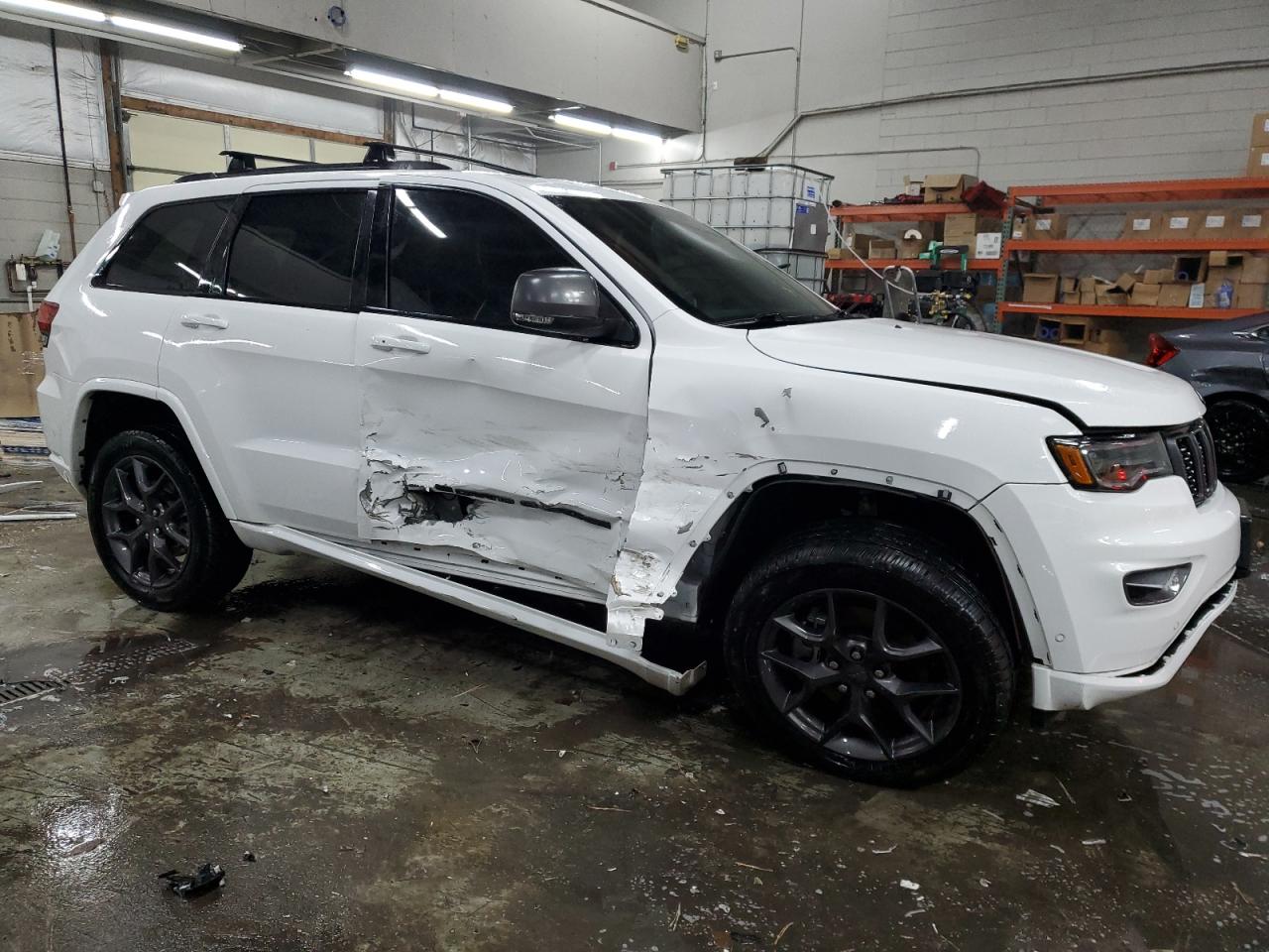 2021 Jeep Grand Cherokee VIN 1C4RJFBG9MC841613 Copart auction photo, side / front end damage thumbnail 4