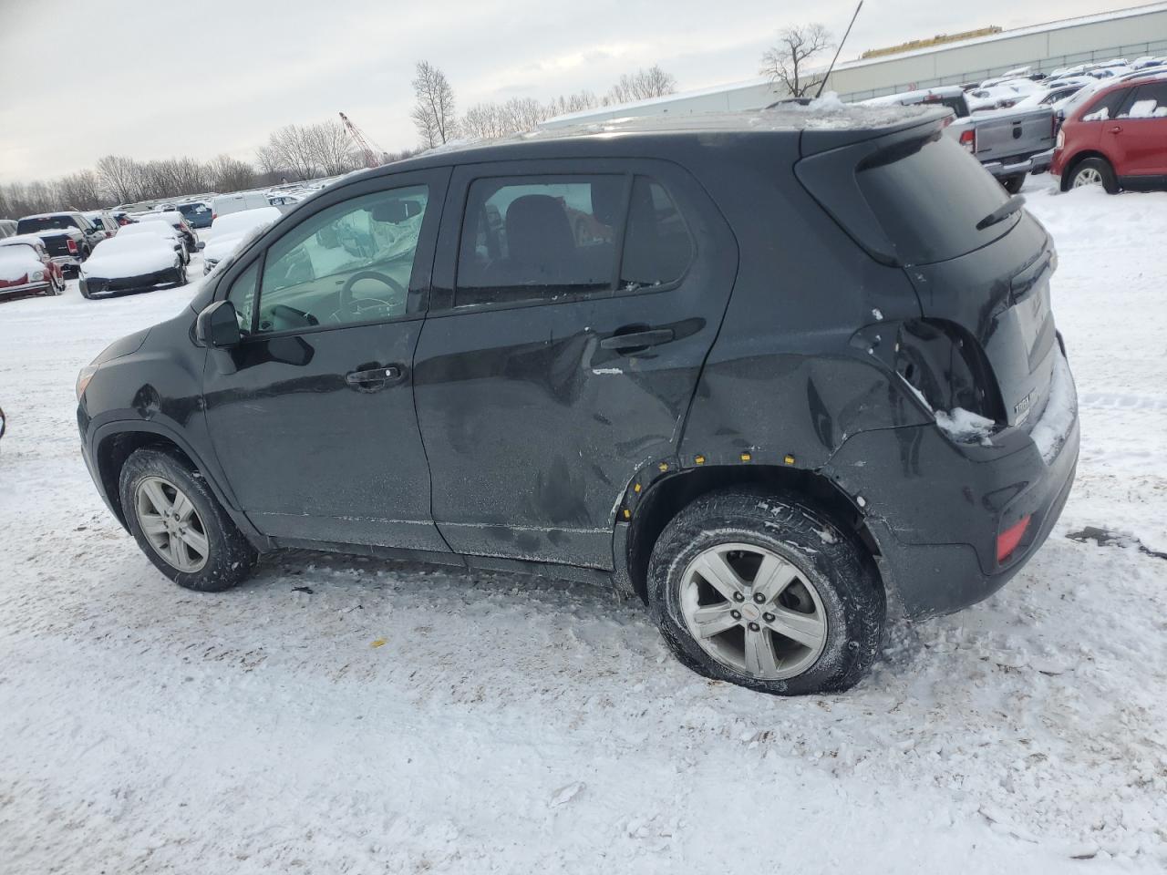 2020 Chevrolet Trax VIN KL7CJNSB0LB318356 Copart auction photo, rear end / side damage thumbnail 2