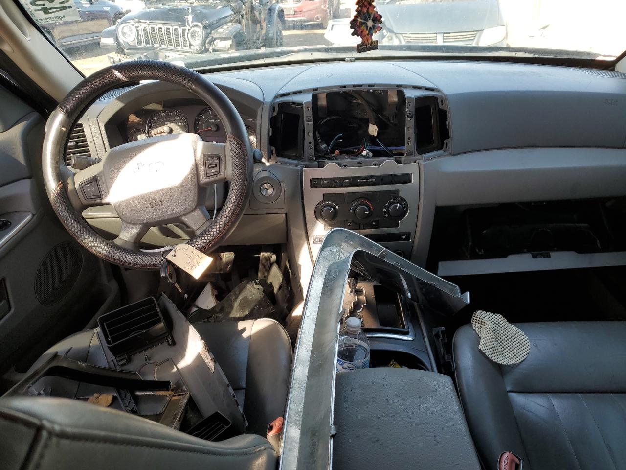 2006 Jeep Grand Cherokee VIN 1J4GR48KX6C269870 Copart auction photo, all over damage thumbnail 8
