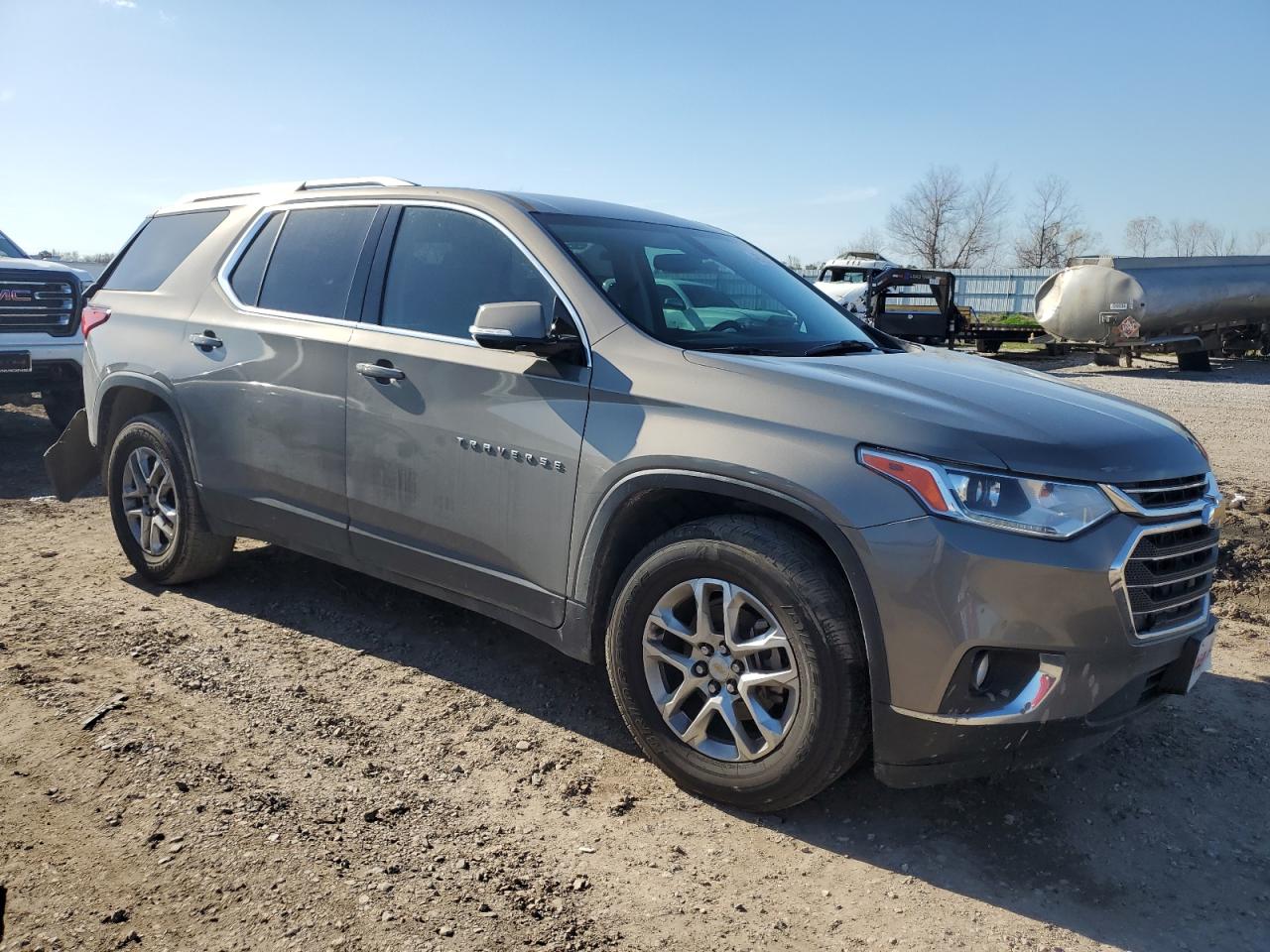 2018 Chevrolet Traverse VIN 1GNERGKW6JJ152549 Copart auction photo, rear end / minor dent/scratches damage thumbnail 4
