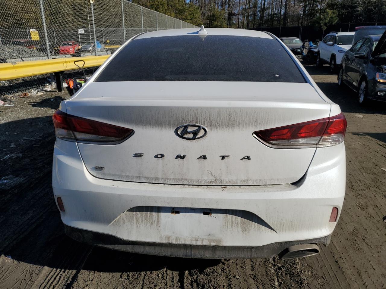 2018 Hyundai Sonata VIN 5NPE24AF9JH692127 Copart auction photo, vandalism damage thumbnail 6