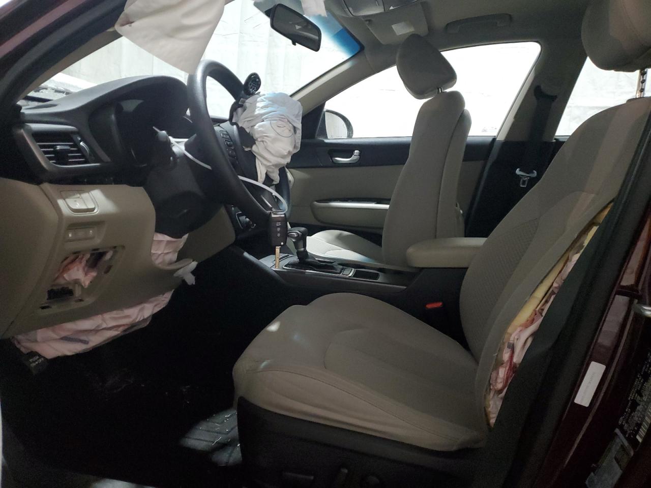 2018 KIA Optima VIN 5XXGT4L36JG272409 Copart auction photo, front end / minor dent/scratches damage thumbnail 7