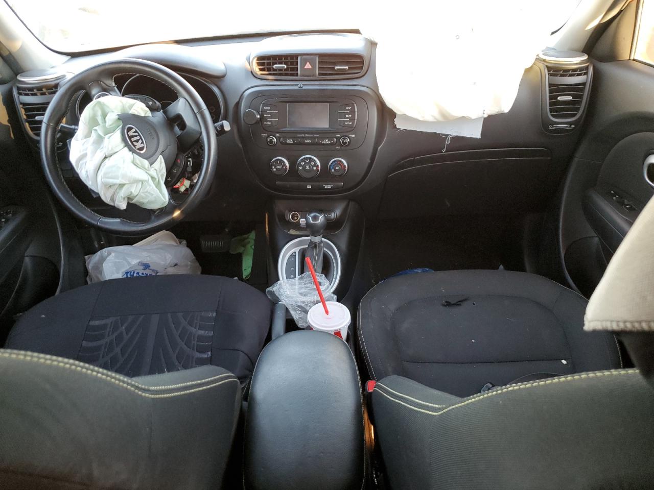 2016 KIA Soul VIN KNDJP3A51G7294781 Copart auction photo, vandalism damage thumbnail 8