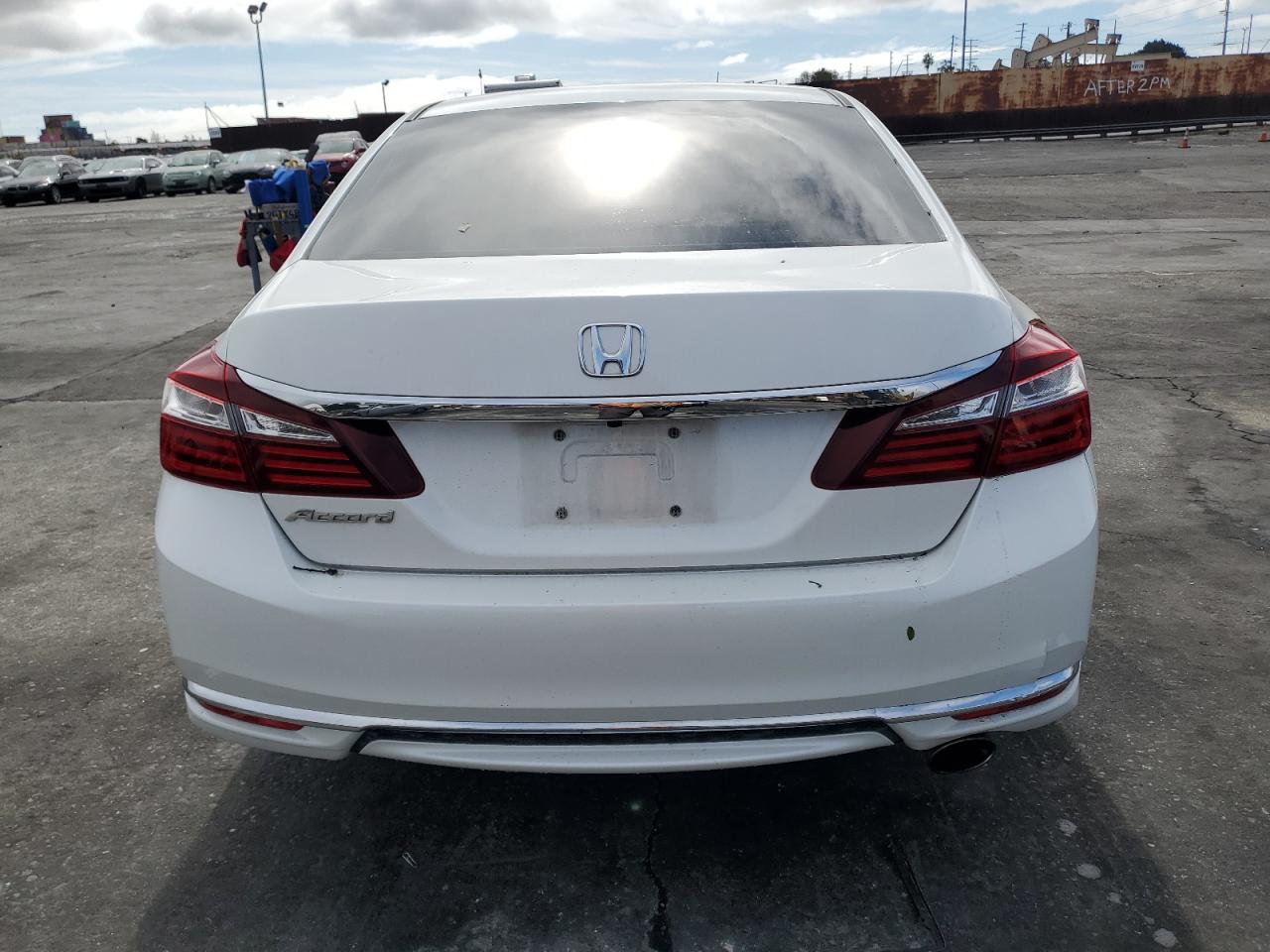 2017 Honda Accord VIN 1HGCR2F35HA234755 Copart auction photo, front end damage thumbnail 6