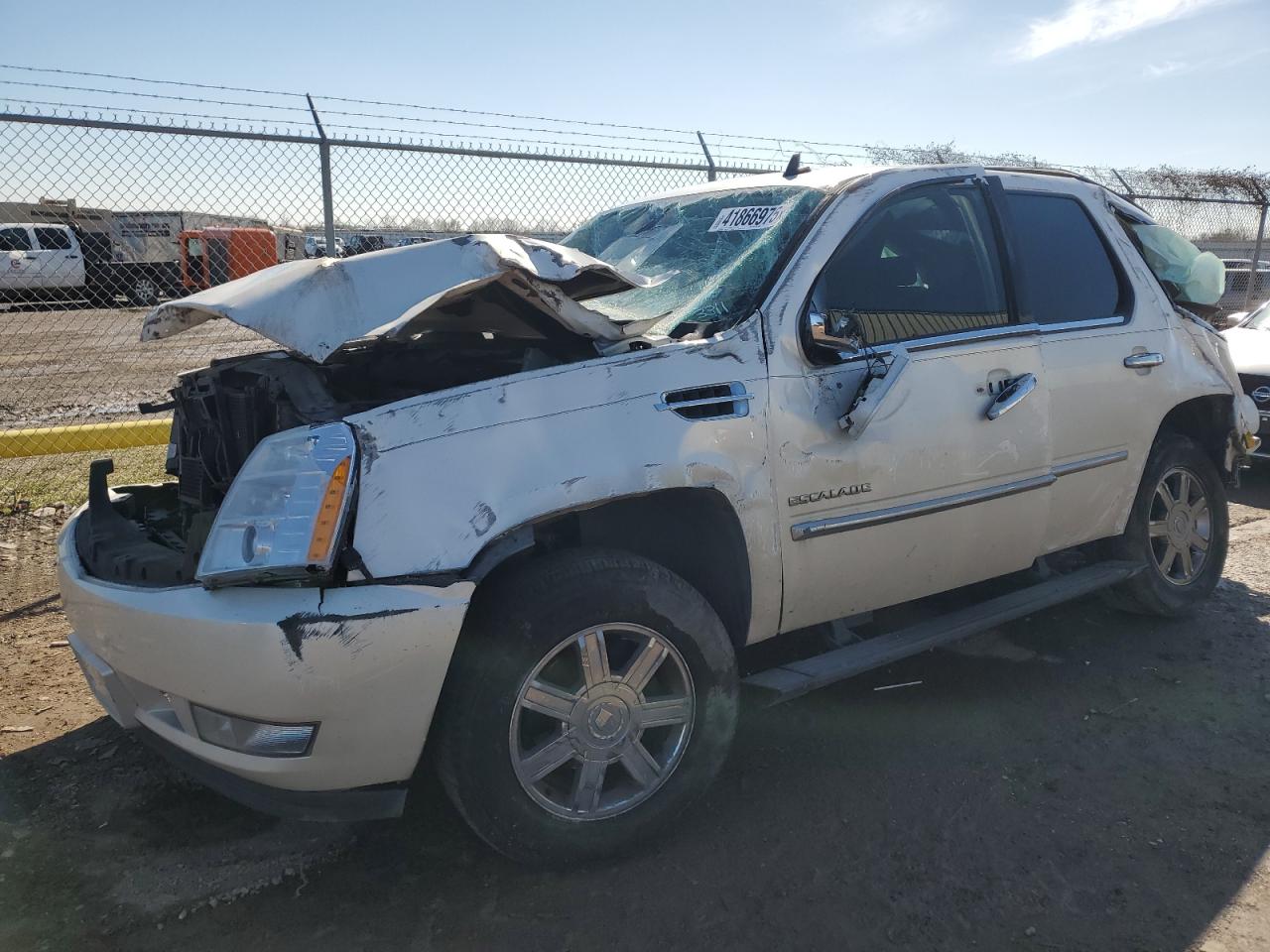 2010 Cadillac Escalade VIN 1GYUCCEF3AR153311