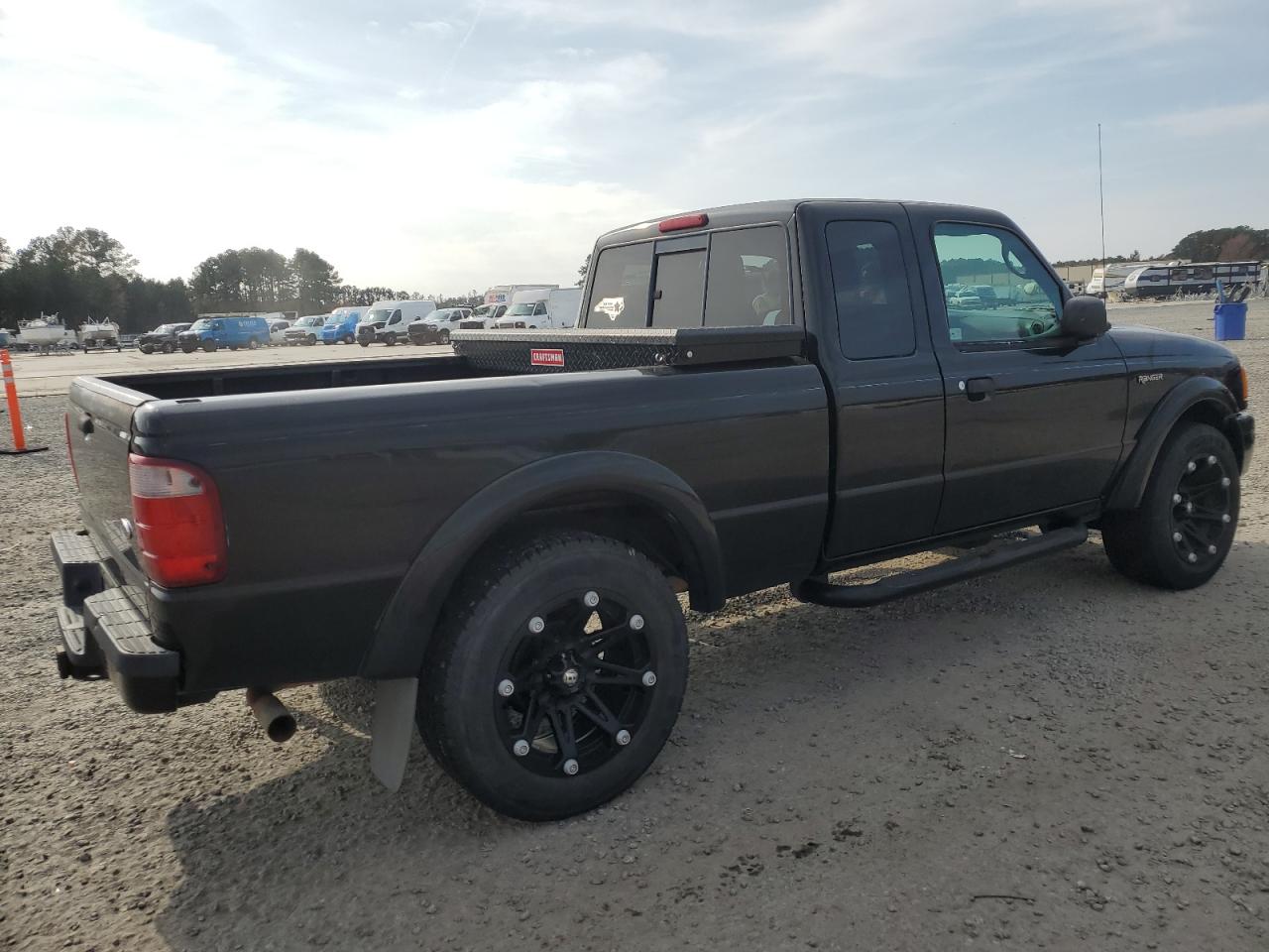 2005 Ford Ranger VIN 1FTZR45E15PB10076 Copart auction photo, front end / mechanical damage thumbnail 3