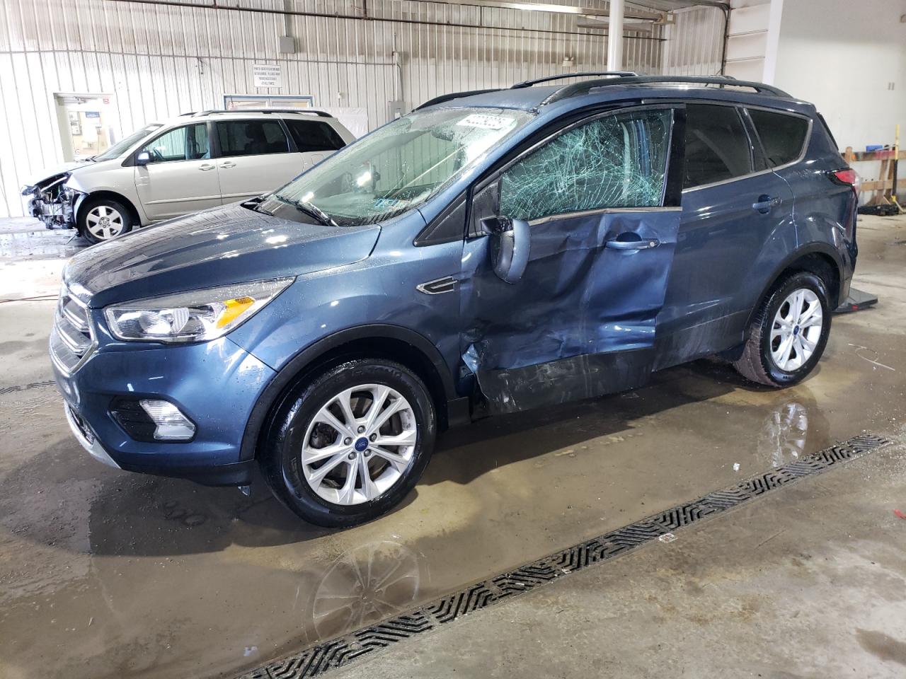 2018 Ford Escape VIN 1FMCU9GD4JUB34336