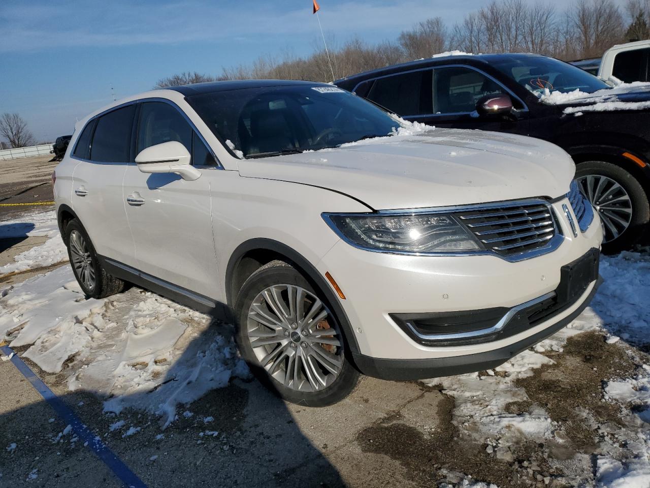 2017 Lincoln MKX VIN 2LMPJ8LR4HBL20193 Copart auction photo, front end damage thumbnail 4