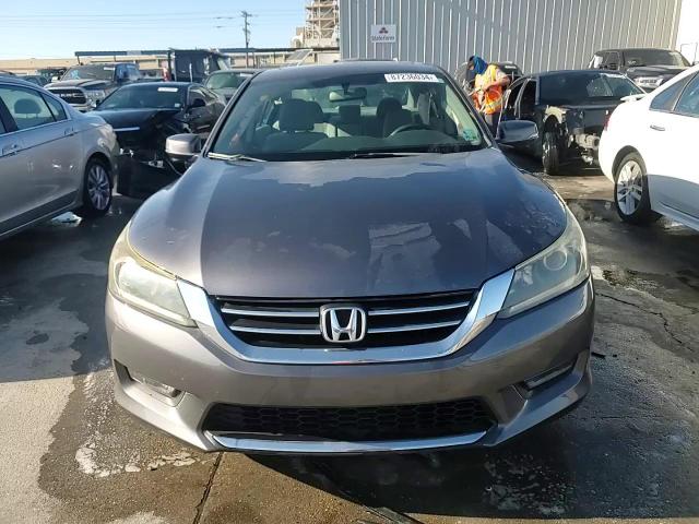 2015 Honda Accord VIN 1HGCR2F77FA264212 Copart auction photo, side damage thumbnail 13