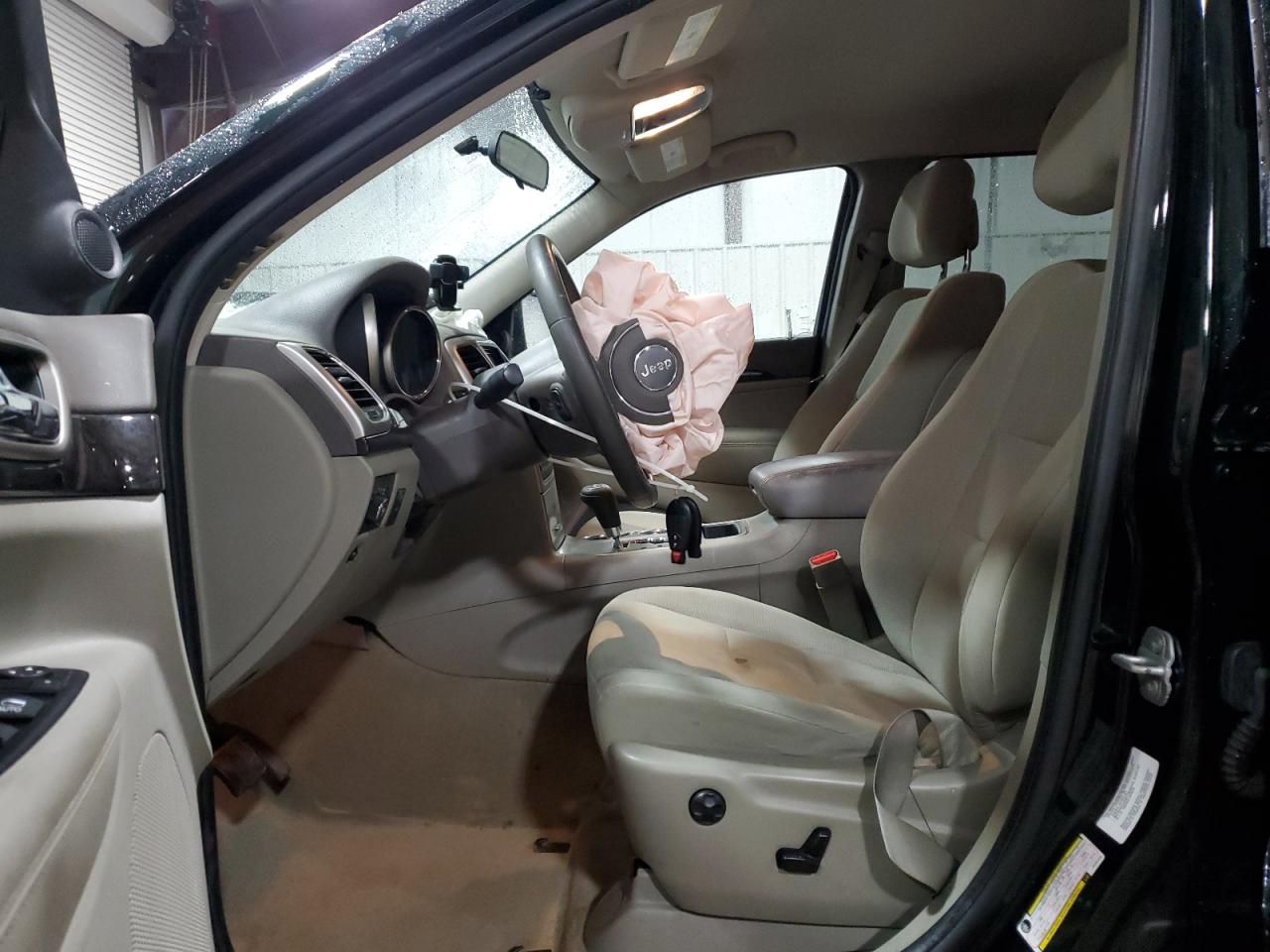 2012 Jeep Grand Cherokee VIN 1C4RJFAG3CC234249 Copart auction photo, front end damage thumbnail 7