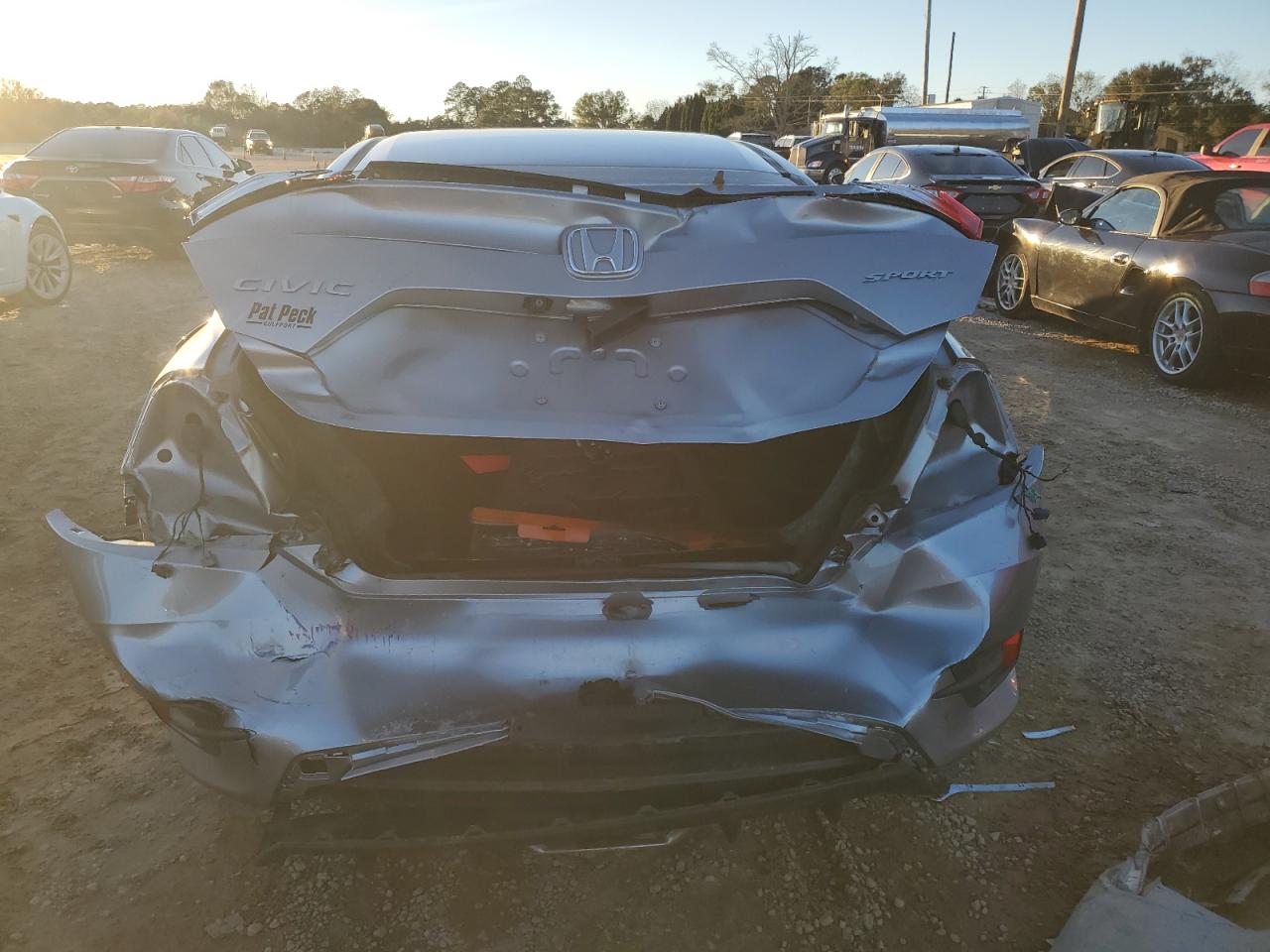 2019 Honda Civic VIN 19XFC2F8XKE035326 Copart auction photo, rear end damage thumbnail 6