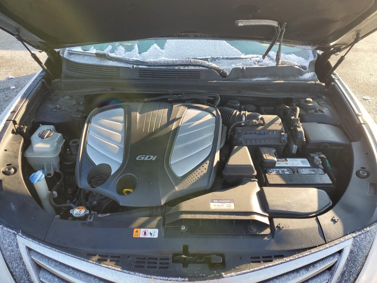 2017 Hyundai Azera VIN KMHFG4JG4HA580945 Copart auction photo, side / minor dent/scratches damage thumbnail 11