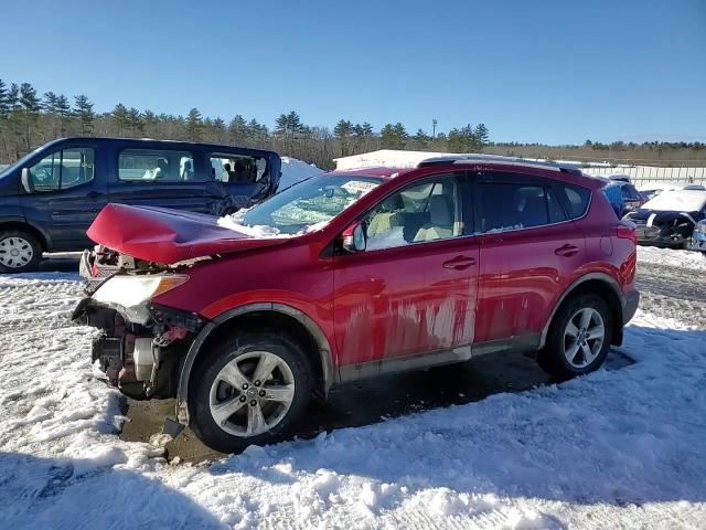 2015 Toyota RAV 4 VIN JTMRFREV6FJ013286 Copart auction photo, front end damage thumbnail 11