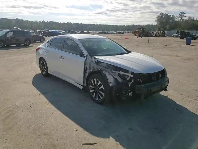 2017 Nissan Altima VIN 1N4AL3AP9HC160404 Copart auction photo, front end damage thumbnail 13