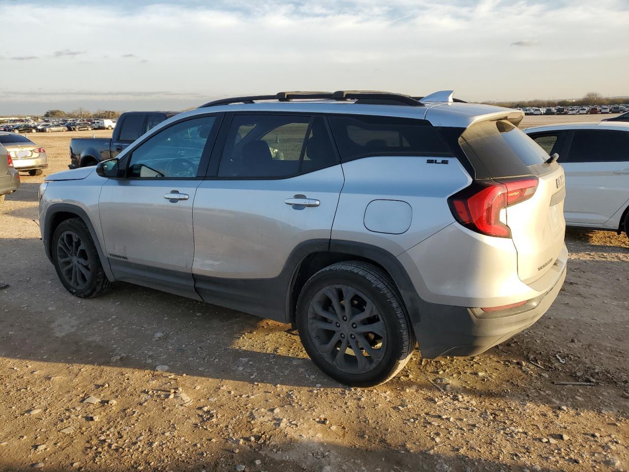 2020 GMC Terrain VIN 3GKALMEV9LL307153 Copart auction photo, front end / minor dent/scratches damage thumbnail 2