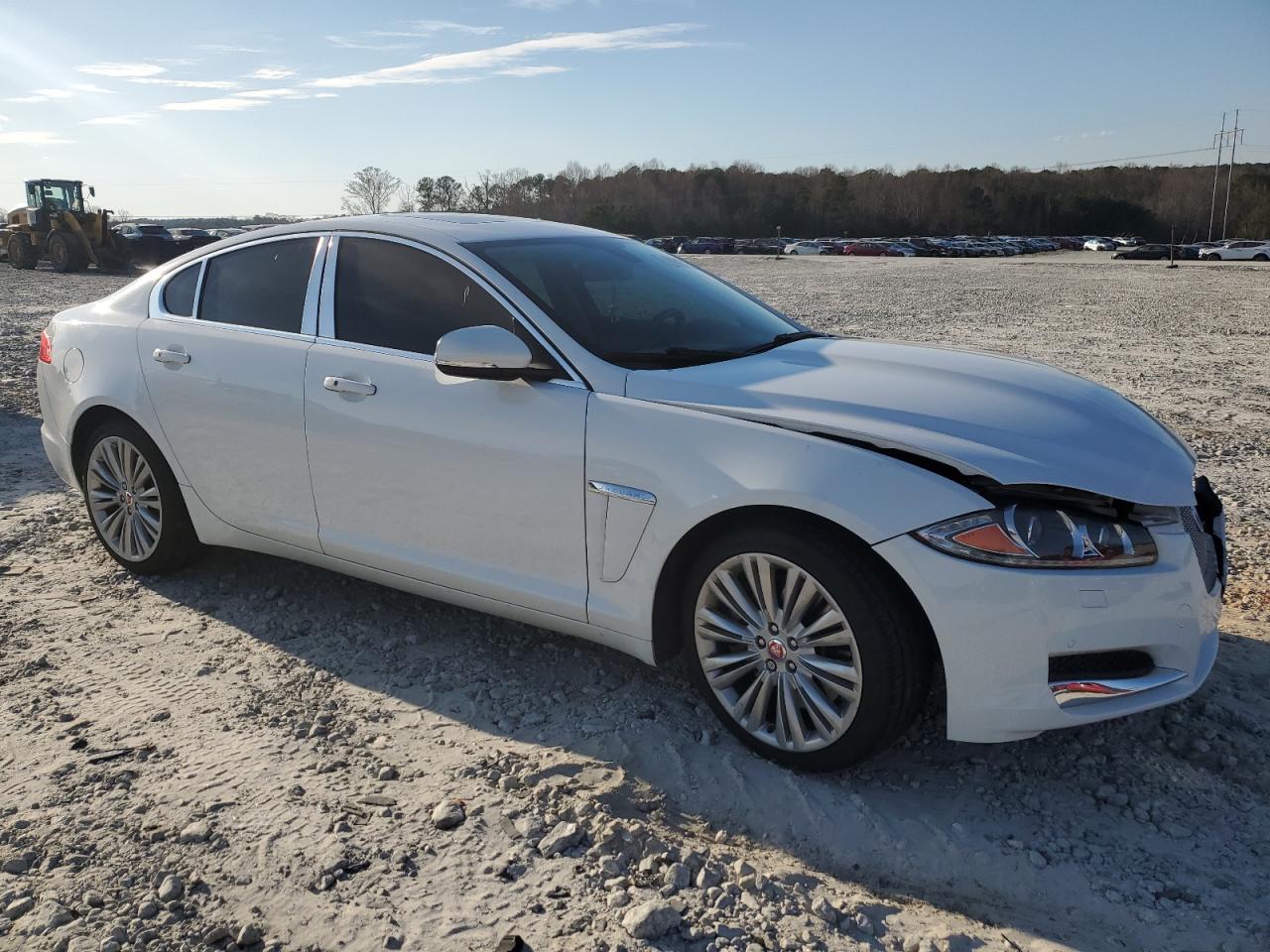 2015 Jaguar XF VIN SAJWA0FS5FPU58943 Copart auction photo, front end damage thumbnail 4