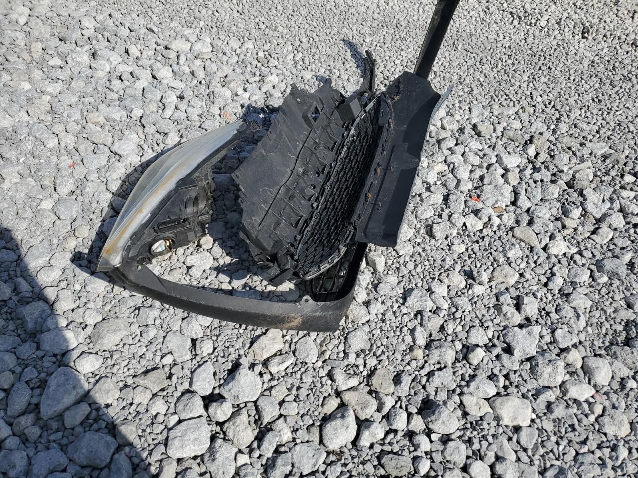 2018 Ford Focus VIN 1FADP3F22JL206692 Copart auction photo, front end / undercarriage damage thumbnail 14