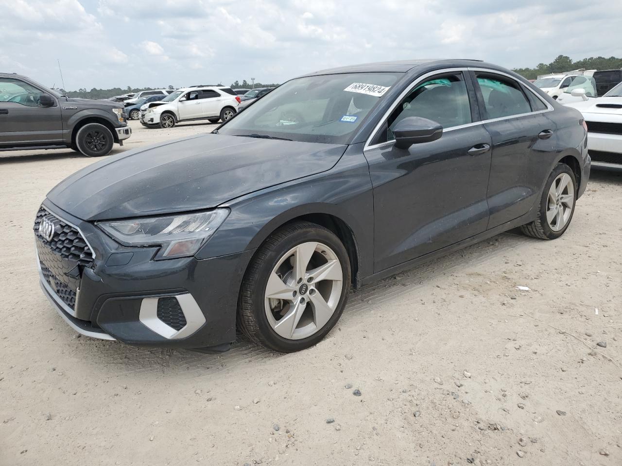 2022 Audi A3 VIN WAUAUDGY9NA076522
