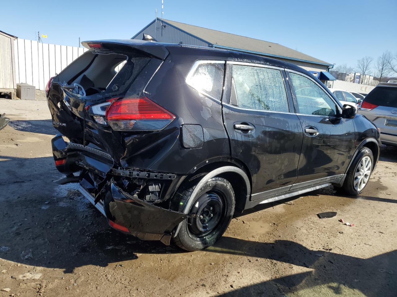 2017 Nissan Rogue VIN JN8AT2MTXHW149900 Copart auction photo, rear end / front end damage thumbnail 3
