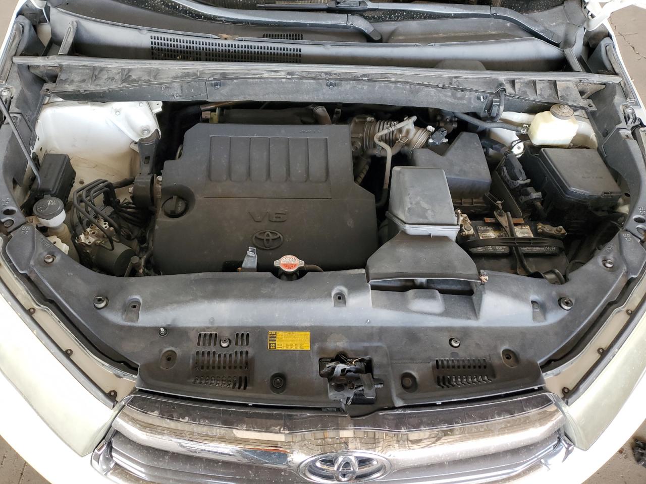 2016 Toyota Highlander VIN 5TDZKRFH0GS127356 Copart auction photo, undercarriage damage thumbnail 12