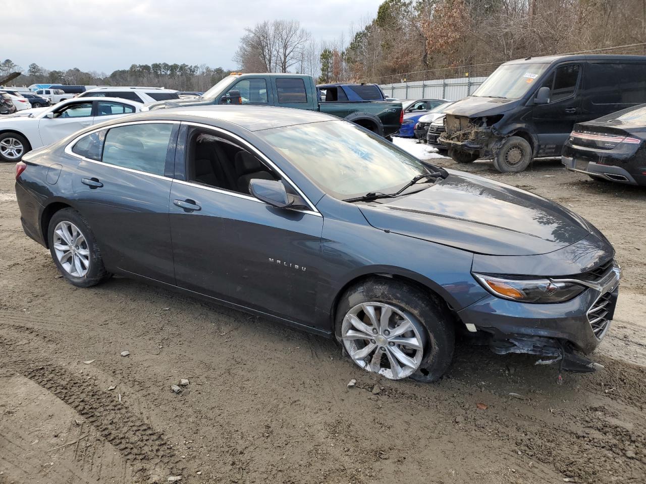 2019 Chevrolet Malibu VIN 1G1ZD5ST6KF124718 Copart auction photo, front end damage thumbnail 4