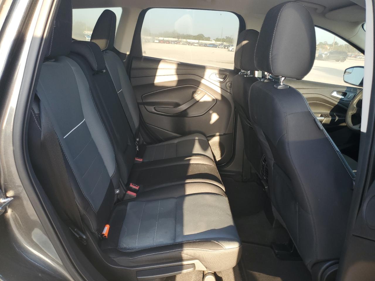 2015 Ford Escape VIN 1FMCU0GX0FUB16493 Copart auction photo, minor dent/scratches damage thumbnail 11