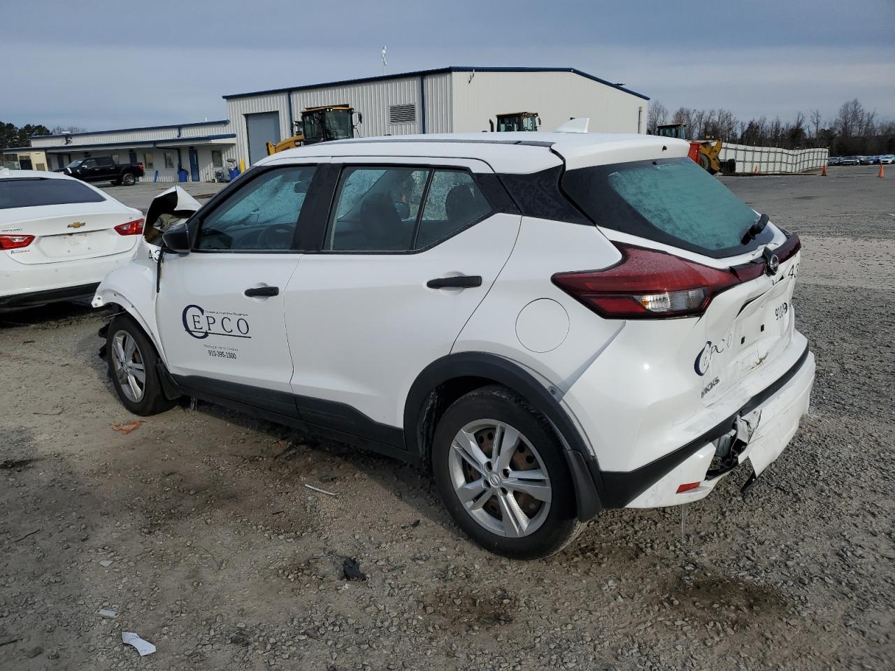 2022 Nissan Kicks VIN 3N1CP5BV2NL495801 Copart auction photo, front end damage thumbnail 2