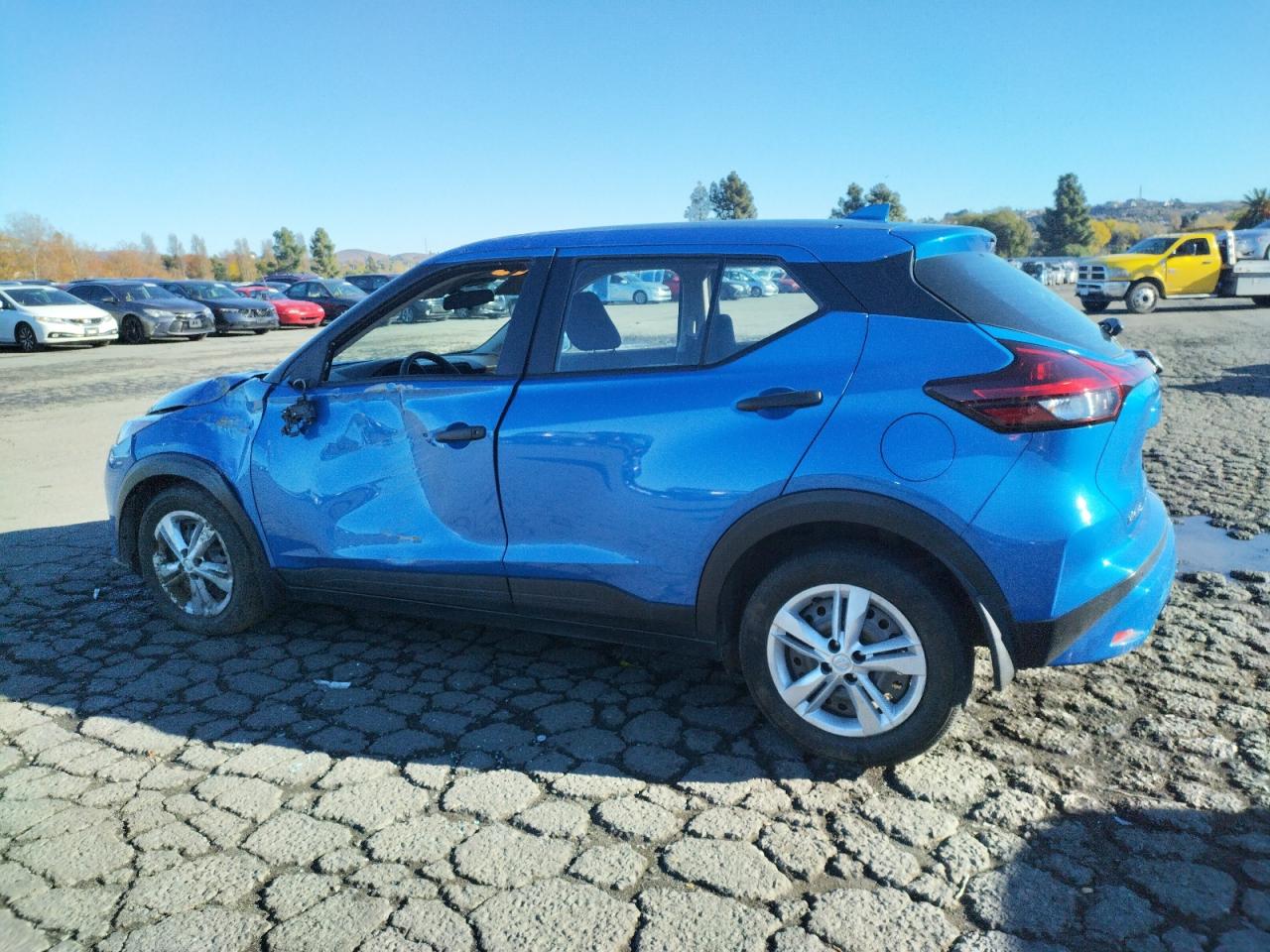 2022 Nissan Kicks VIN 3N1CP5BV5NL496800 Copart auction photo, side damage thumbnail 2