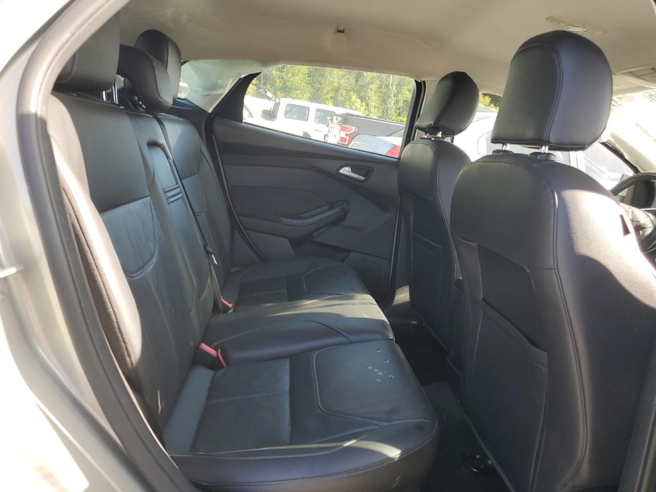 2015 Ford Focus VIN 1FADP3K20FL336113 Copart auction photo, front end / side damage thumbnail 10