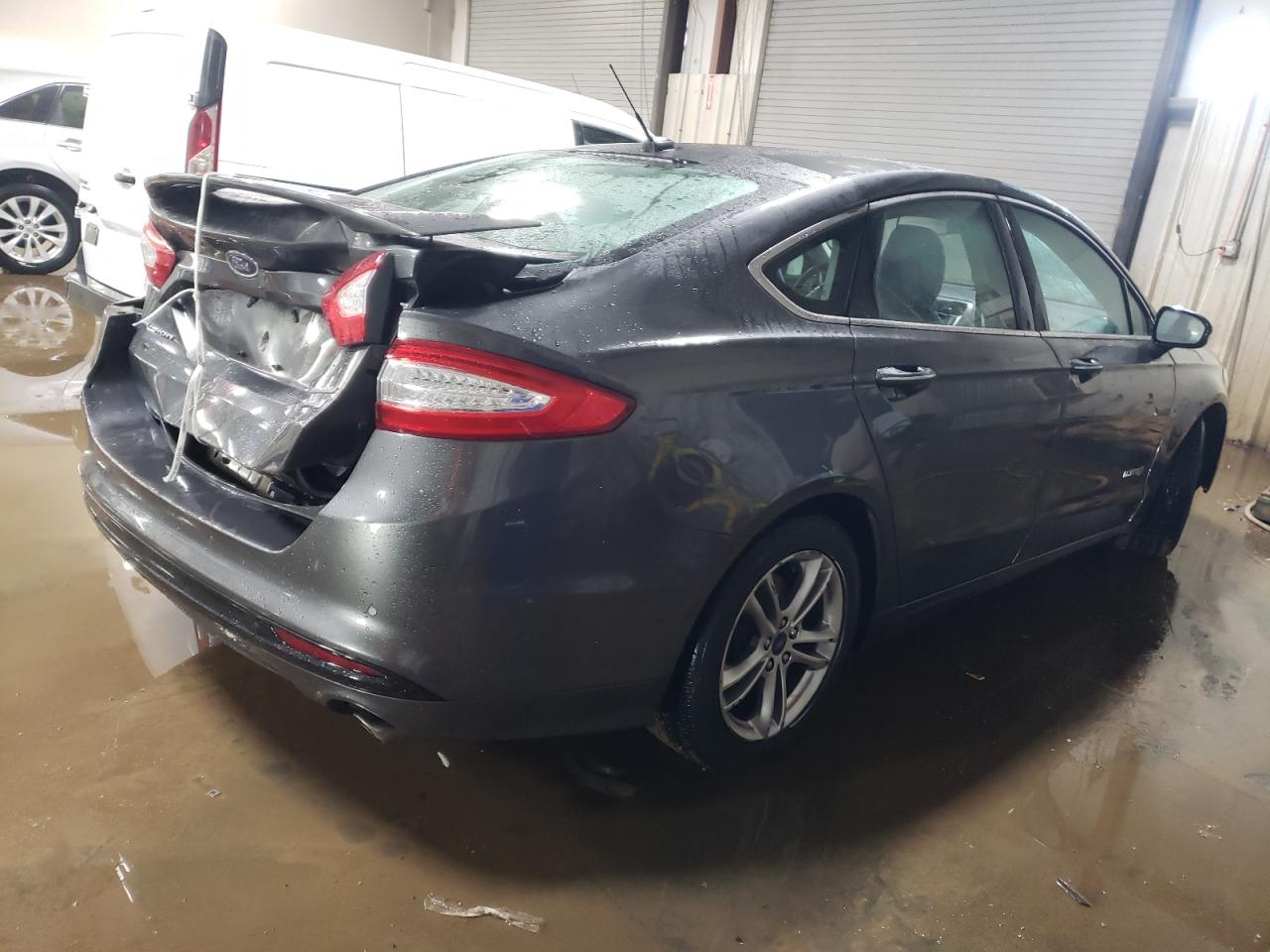 2015 Ford Fusion VIN 3FA6P0RU3FR147164 Copart auction photo, rear end damage thumbnail 3