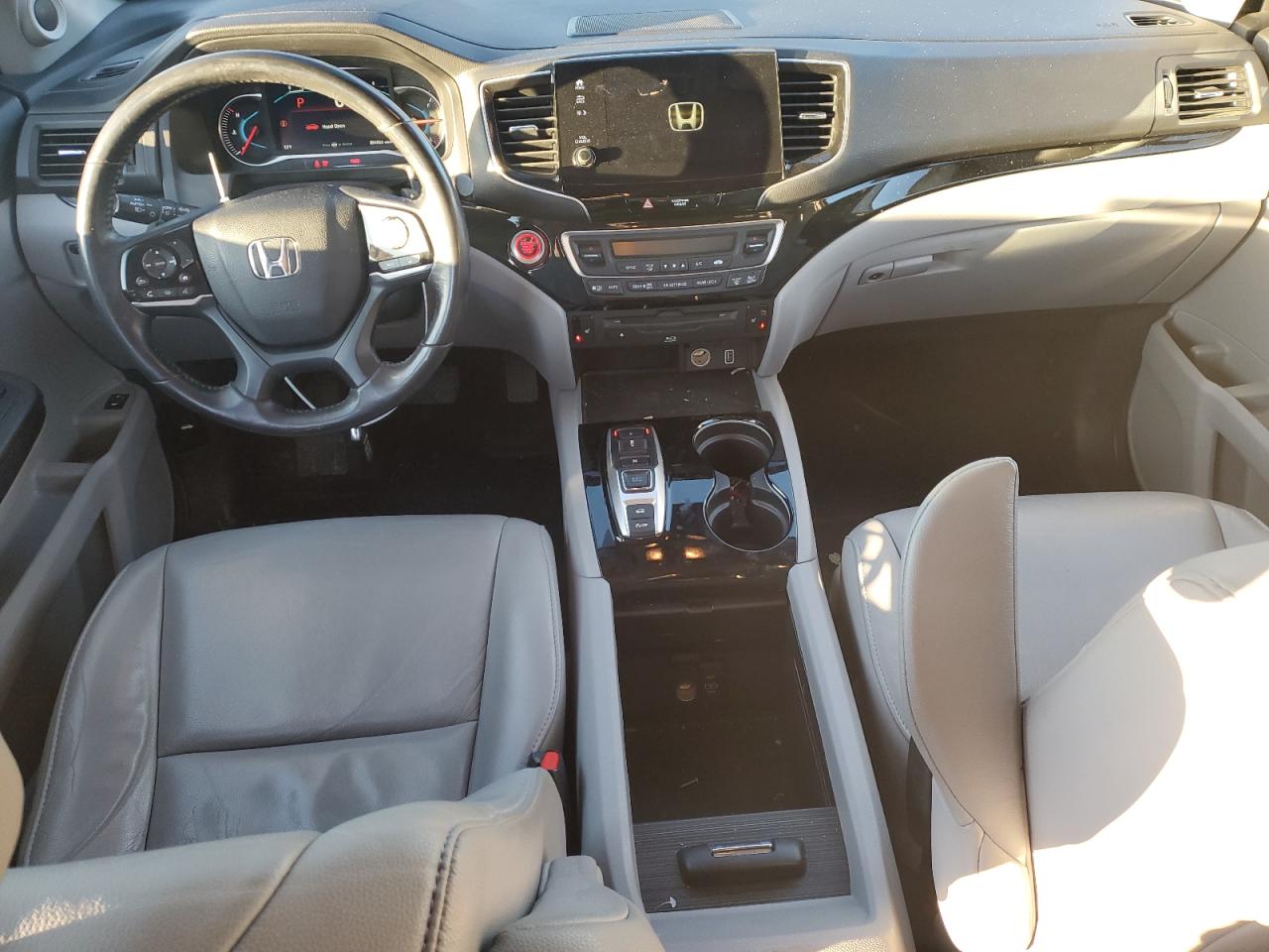 2019 Honda Pilot VIN 5FNYF6H63KB019272 Copart auction photo, rear end damage thumbnail 8