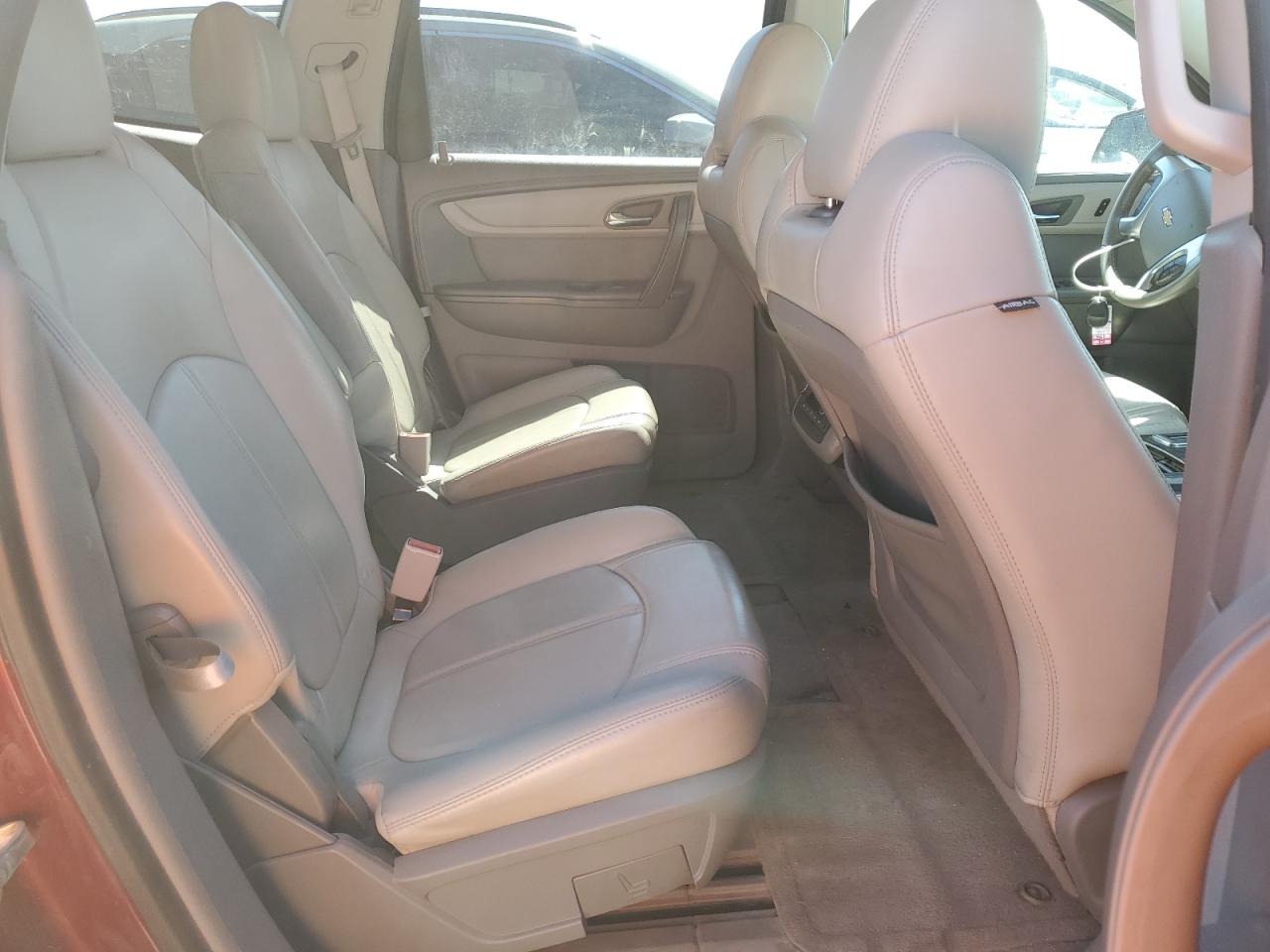2015 Chevrolet Traverse VIN 1GNKVHKD3FJ350127 Copart auction photo, side / minor dent/scratches damage thumbnail 11