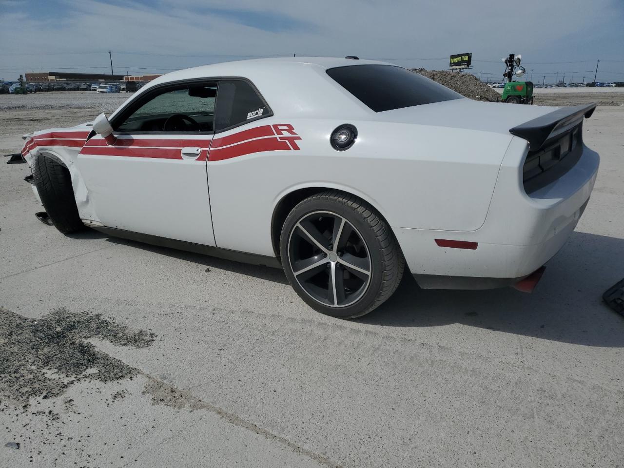 2013 Dodge Challenger VIN 2C3CDYBT5DH511751 Copart auction photo, front end / side damage thumbnail 2