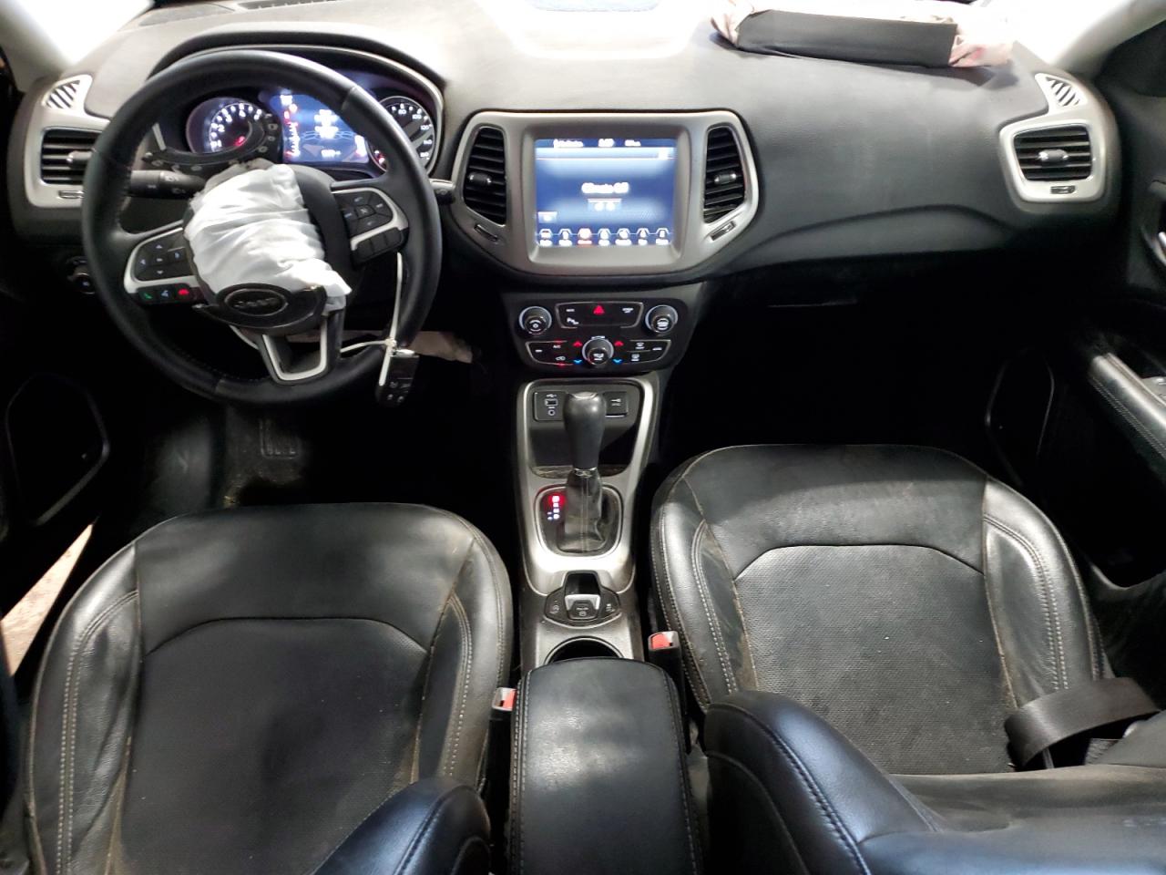 2019 Jeep Compass VIN 3C4NJCCB7KT743391 Copart auction photo, front end / undercarriage damage thumbnail 8