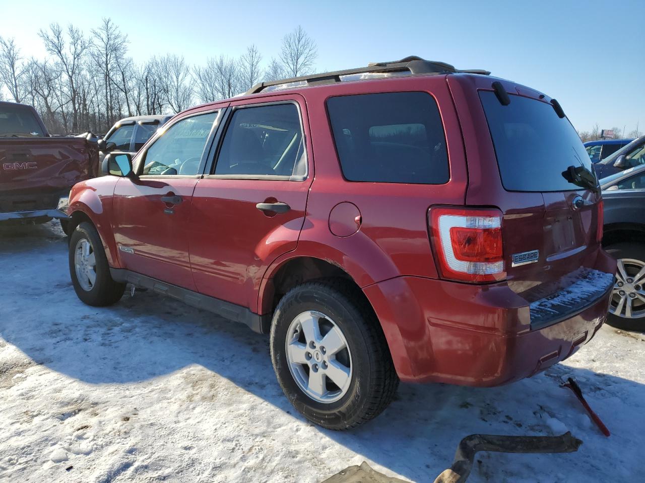 2008 Ford Escape VIN 1FMCU03Z58KE02457 Copart auction photo, front end / minor dent/scratches damage thumbnail 2
