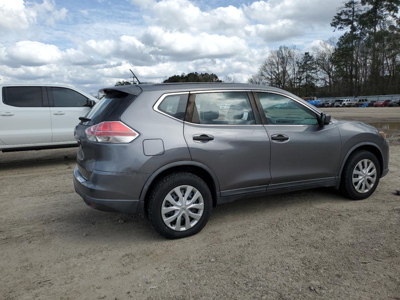 2016 Nissan Rogue VIN KNMAT2MT8GP664706 Copart auction photo, side damage thumbnail 3
