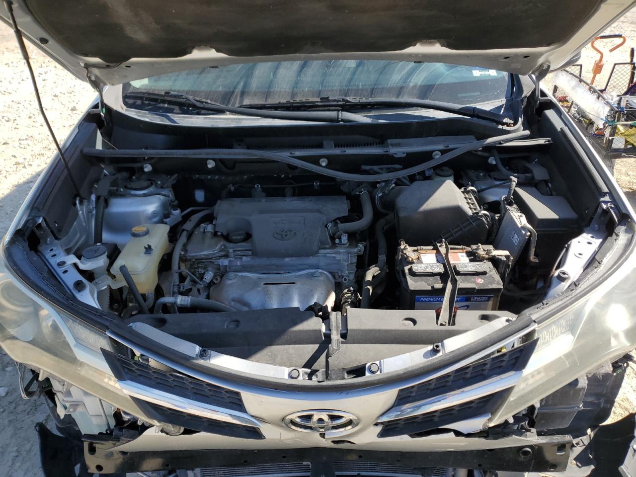 2014 Toyota RAV 4 VIN 2T3ZFREV4EW113225 Copart auction photo, front end / minor dent/scratches damage thumbnail 12