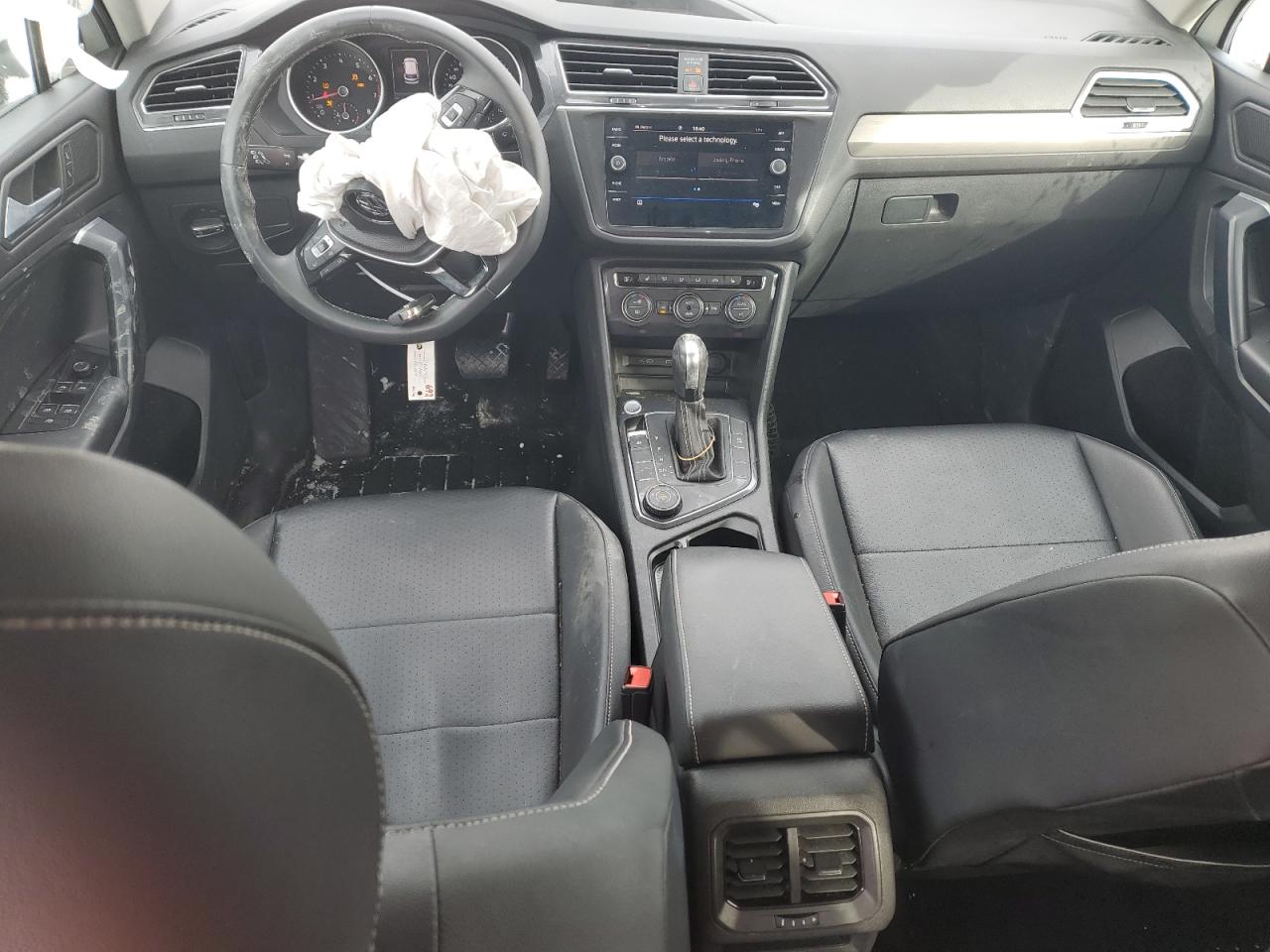 2021 Volkswagen Tiguan VIN 3VV2B7AX1MM031995 Copart auction photo, front end damage thumbnail 8