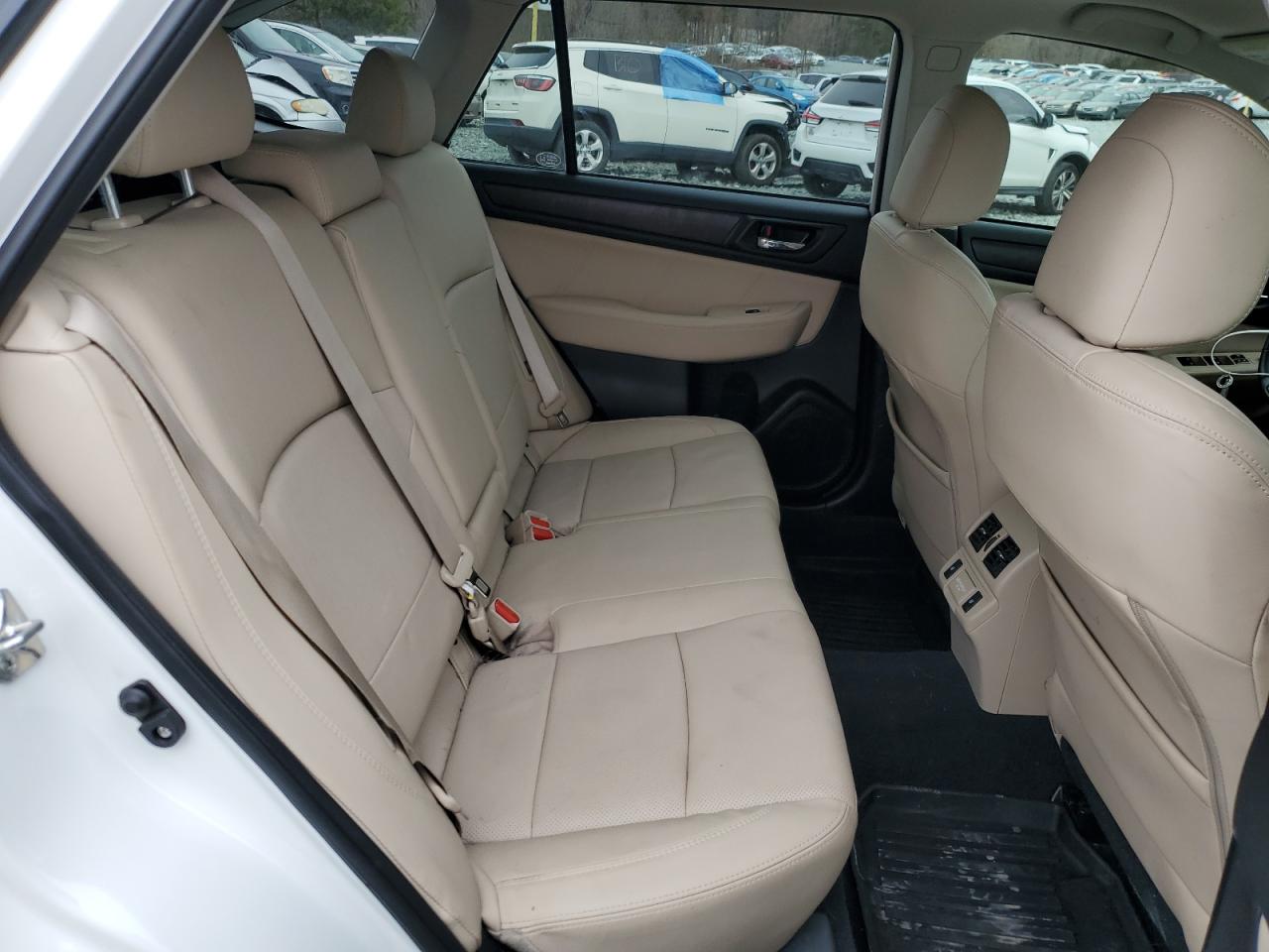 2018 Subaru Outback VIN 4S4BSANC4J3279945 Copart auction photo, side / minor dent/scratches damage thumbnail 11
