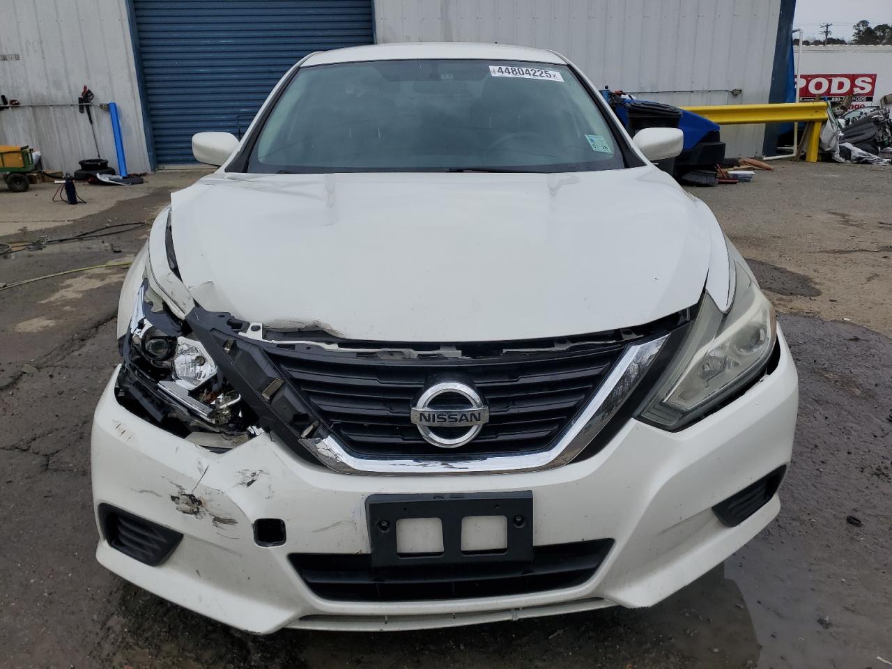 2016 Nissan Altima VIN 1N4AL3AP6GN357324 Copart auction photo, front end damage thumbnail 5