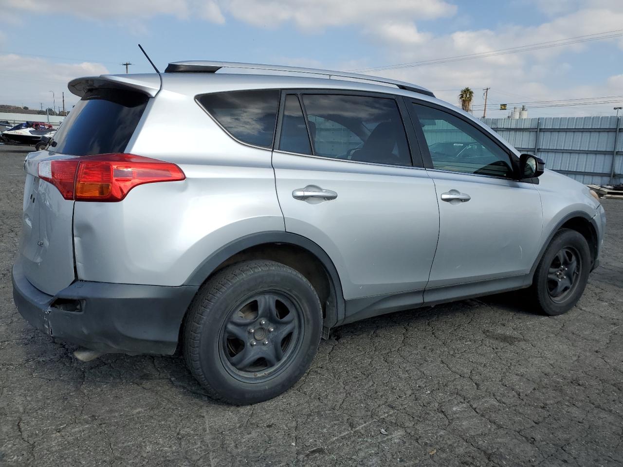 2015 Toyota RAV 4 VIN JTMZFREV6FD048389 Copart auction photo, rear end damage thumbnail 3